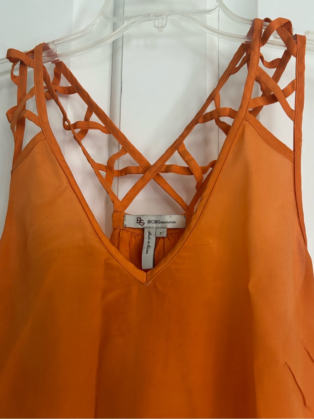 BCBG Orange  Strappy V-Neck Women's Top NEW small silk - Picture 6 of 8